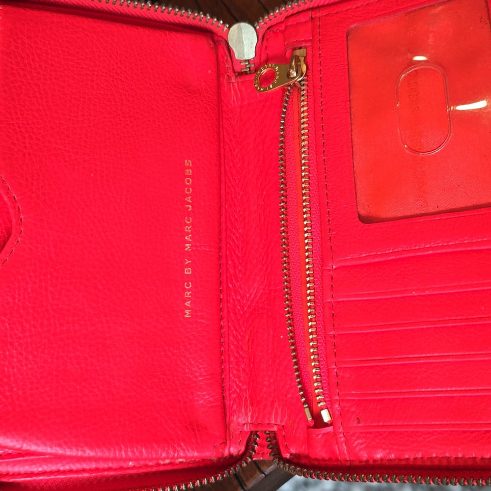 Marc Jacobs Wristlet Wallet - Picture 15 of 16
